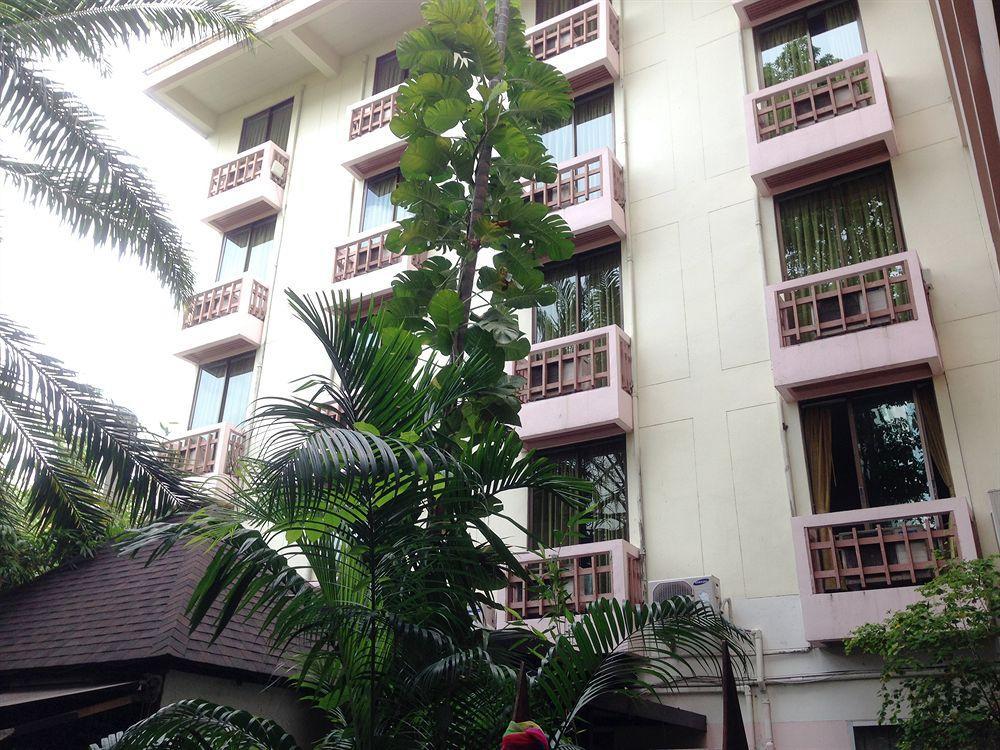 Mango Lagoon Place Bangkok Exterior photo